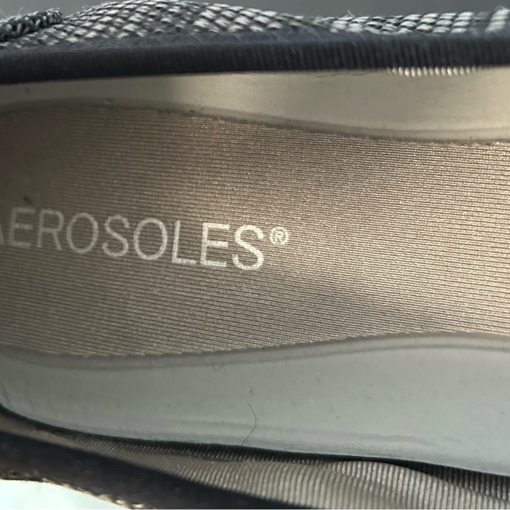 Aerosoles Spin Class Flat  Women's Ballet Flat With Ankle Strap Size 9 - Picture 6 of 7